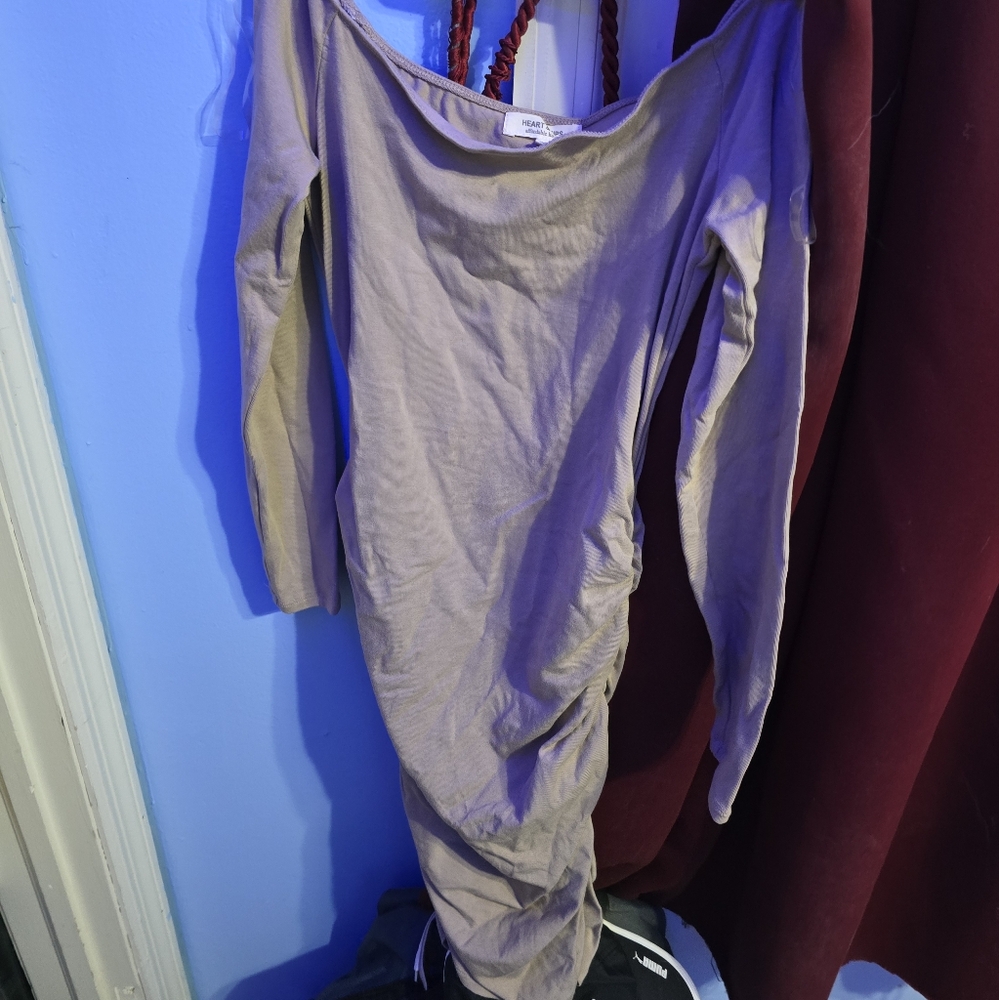 Dress with sleeves